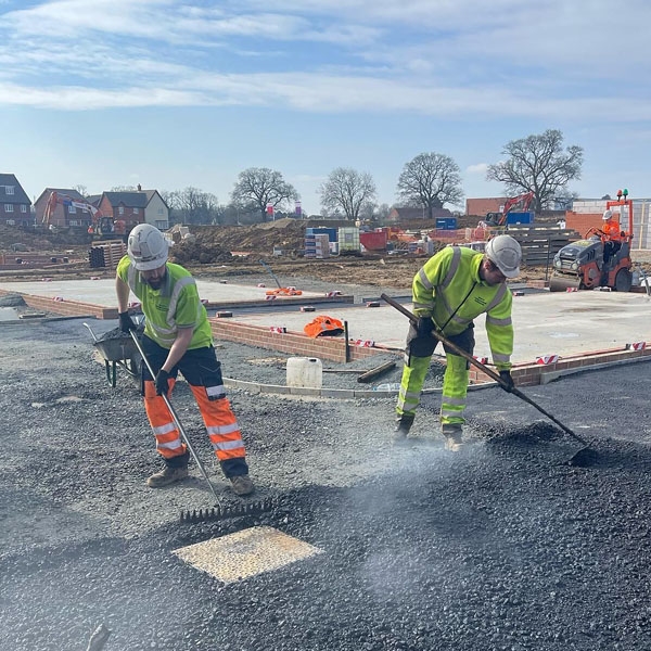 How Tarmacadam Surfacing is installed